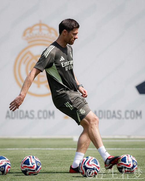 阿隆索迎阿拉维斯生死战，齐达内成皇马首选接替者