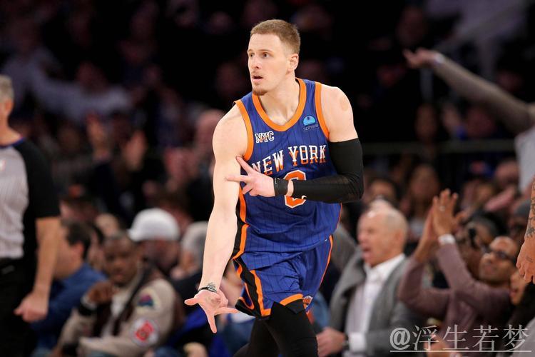 森林狼打出15-0高潮领先勇士10分，迪温琴佐突破上篮得分